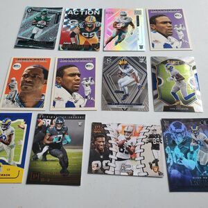 Football Cards Lot Of 12 NM 2019 2020 2021 Panini 2000 Fleer w Refractors & RC